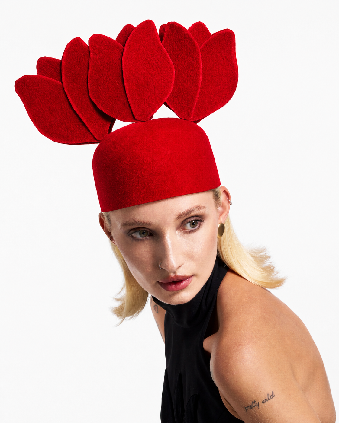 Tulip Crest Red Head Accessory