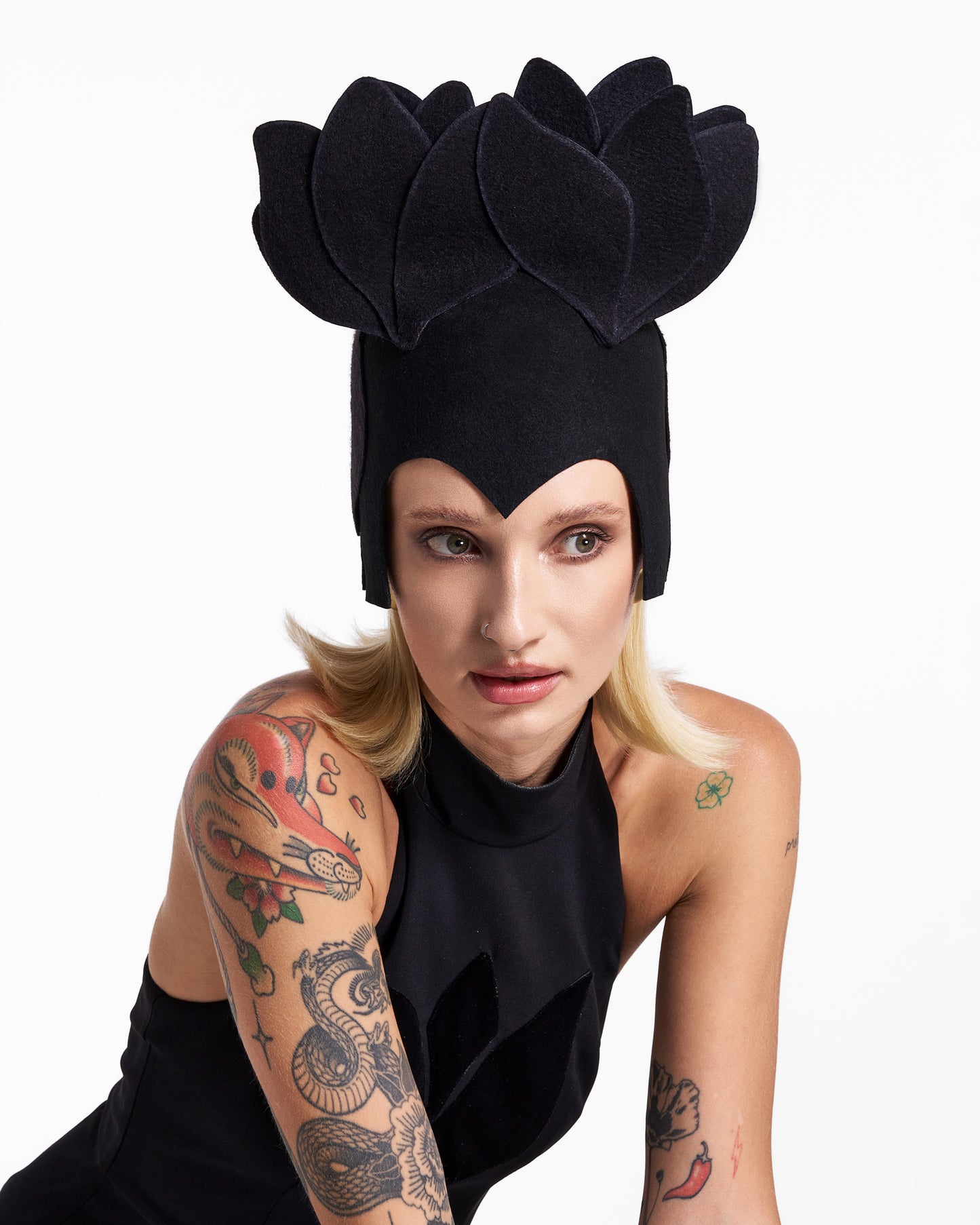 Tulip Shell Head Accessory