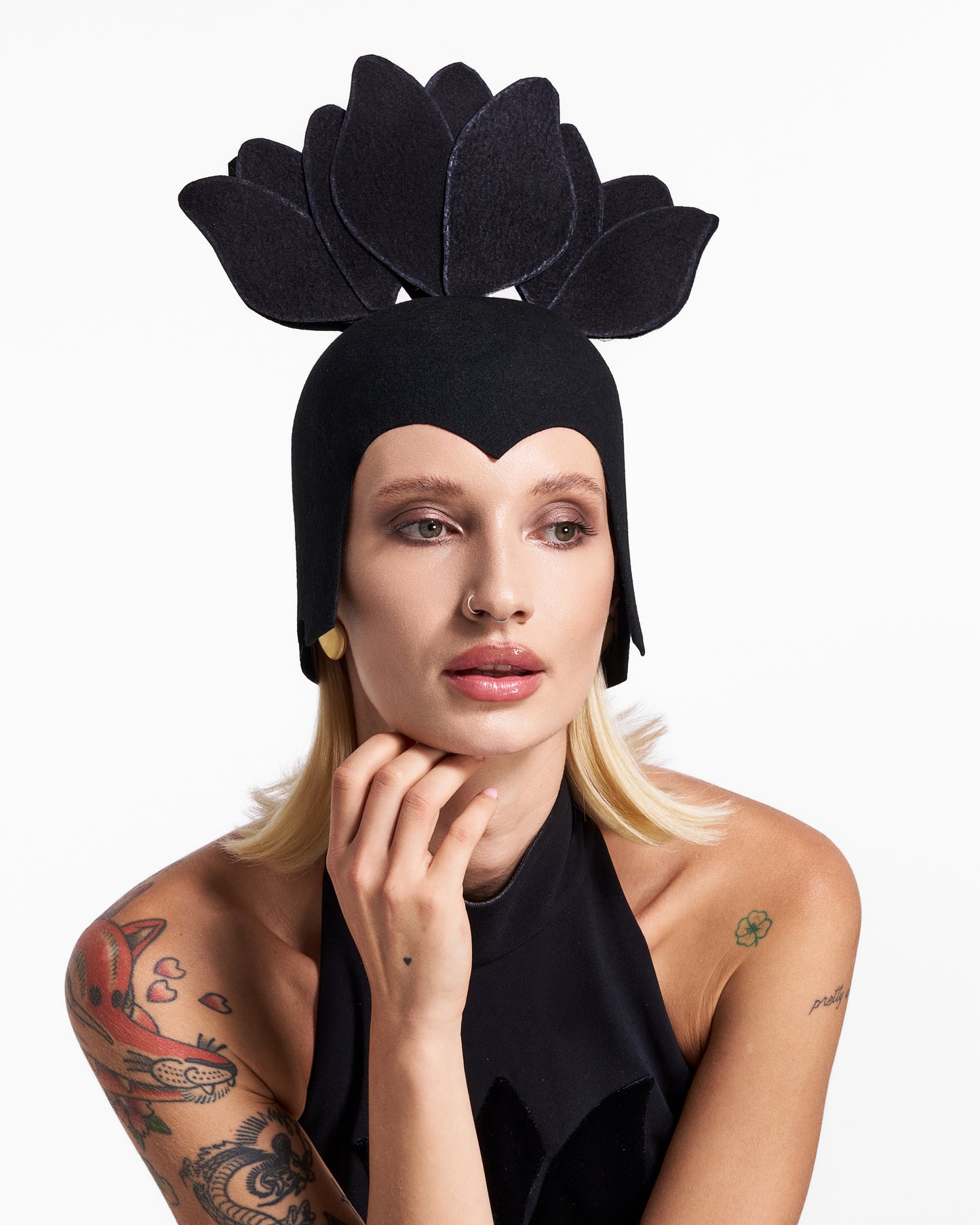 Tulip Monument Head Accessory